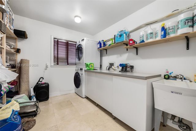 15330 SW 144th Ter, Miami, FL 33196