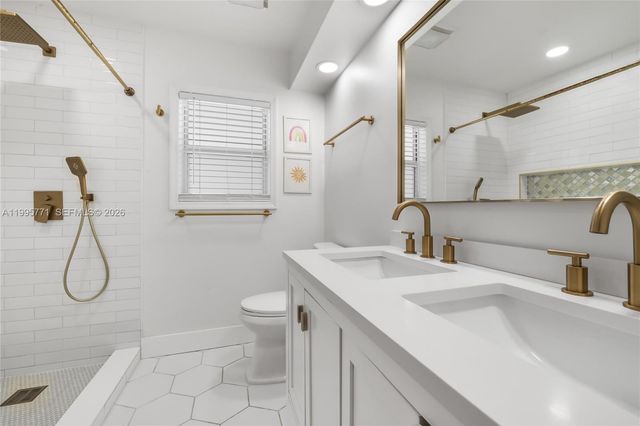 15330 SW 144th Ter, Miami, FL 33196