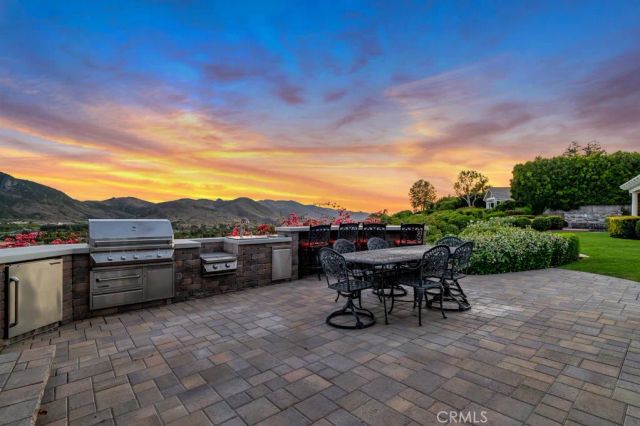 11370 Highridge Court, Santa Rosa, CA 93012