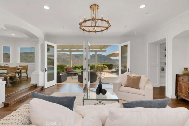11370 Highridge Court, Santa Rosa, CA 93012