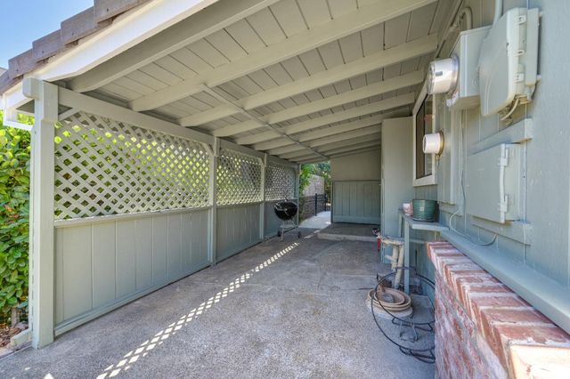 14900 Lago Dr, Rancho Murieta, CA 95683