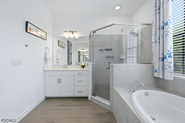 11035 Hanging Vine DR, Fort Myers, FL 33913