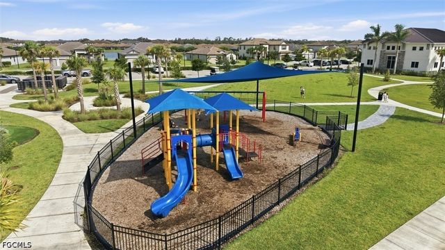 11035 Hanging Vine DR, Fort Myers, FL 33913