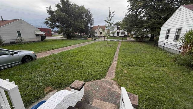 4711 W 147th Street, Cleveland, OH 44135