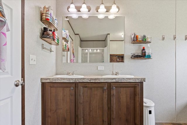 230 Rio Rim Road, Gholson, TX 76705