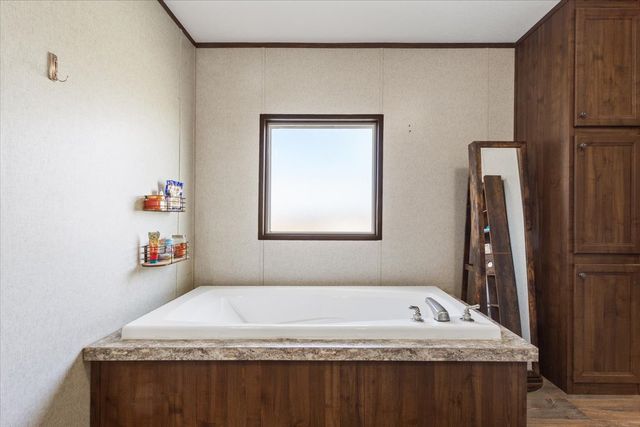 230 Rio Rim Road, Gholson, TX 76705