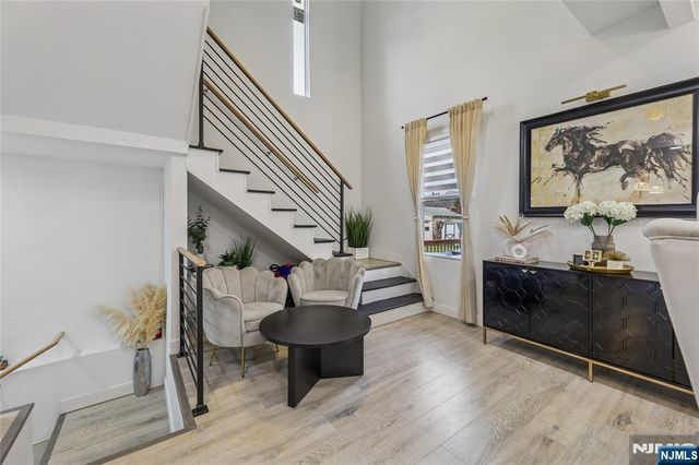 84 Center Avenue, Little Falls, NJ 07424