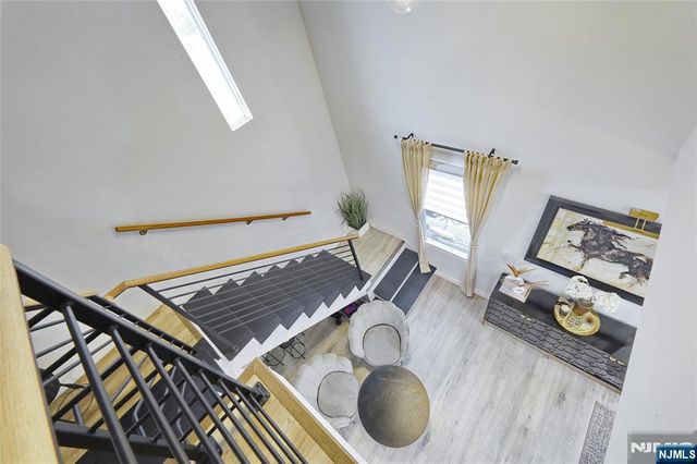 84 Center Avenue, Little Falls, NJ 07424