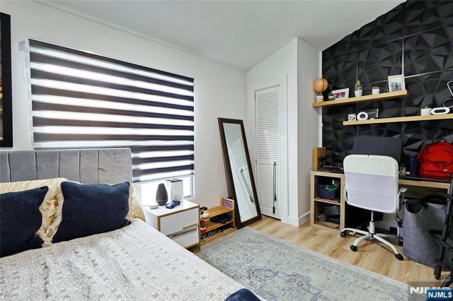 84 Center Avenue, Little Falls, NJ 07424