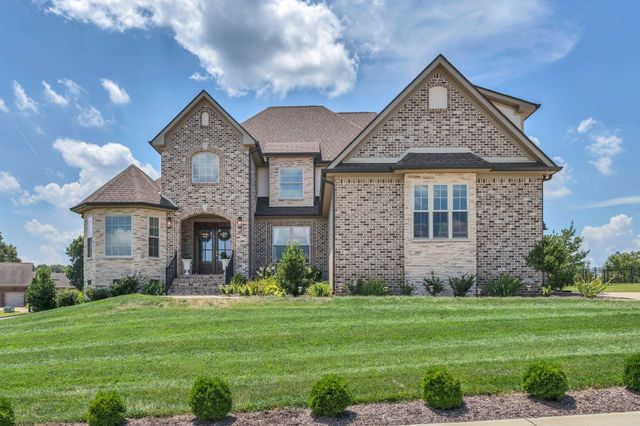 1484 Overlook Pointe, Clarksville, TN 37043