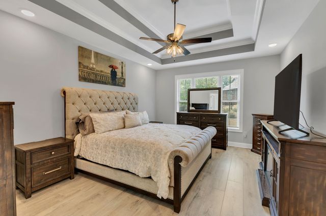 1484 Overlook Pointe, Clarksville, TN 37043
