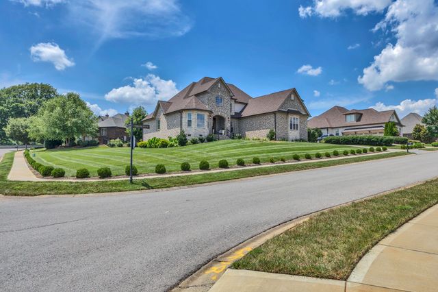 1484 Overlook Pointe, Clarksville, TN 37043