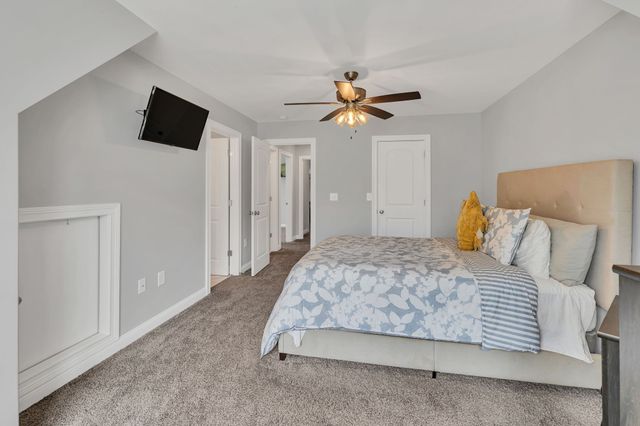 1484 Overlook Pointe, Clarksville, TN 37043