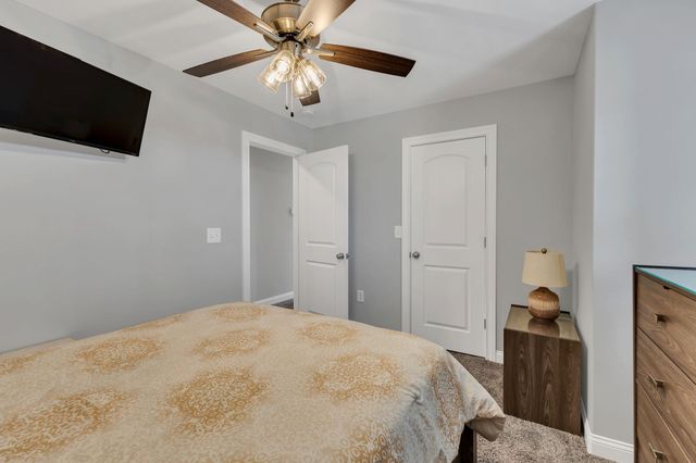 1484 Overlook Pointe, Clarksville, TN 37043