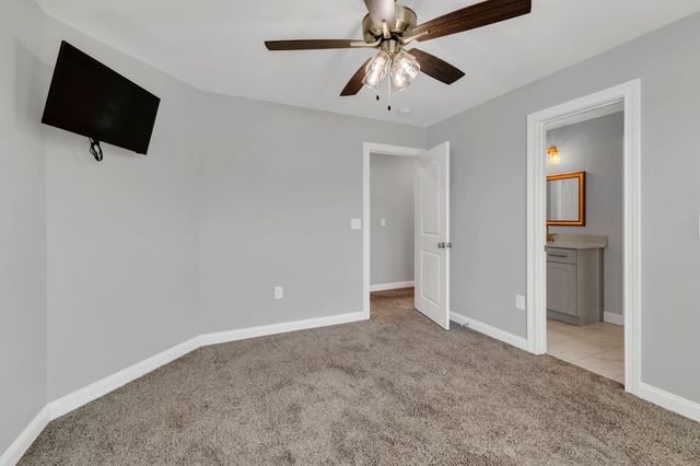 1484 Overlook Pointe, Clarksville, TN 37043