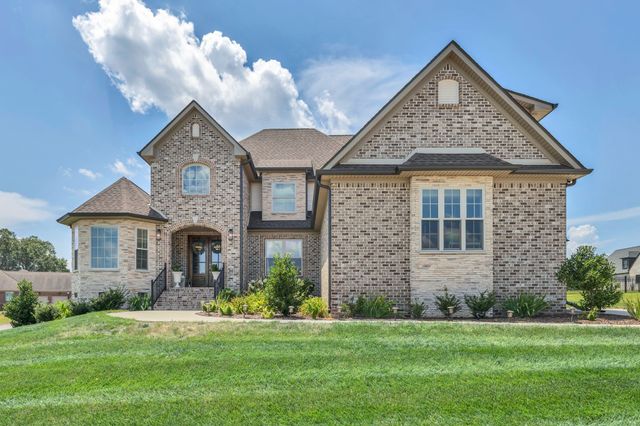 1484 Overlook Pointe, Clarksville, TN 37043