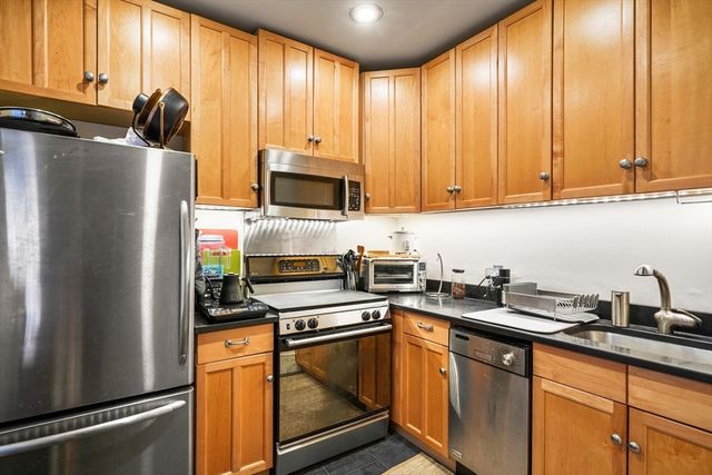 70 Revere Street 3, Boston, MA 02114