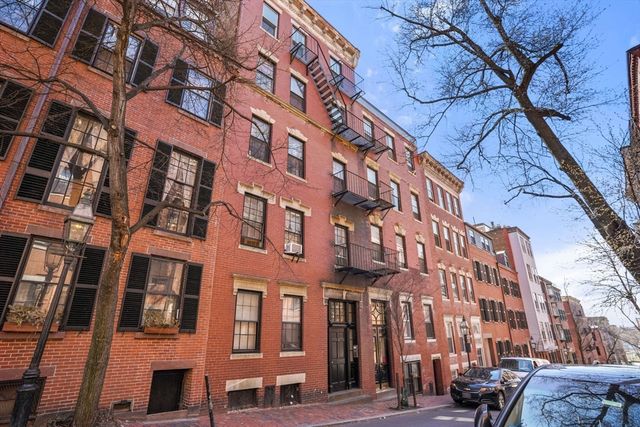 70 Revere Street 3, Boston, MA 02114