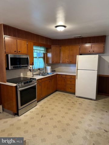 666 JANE AVE, Mount Joy, PA 17552
