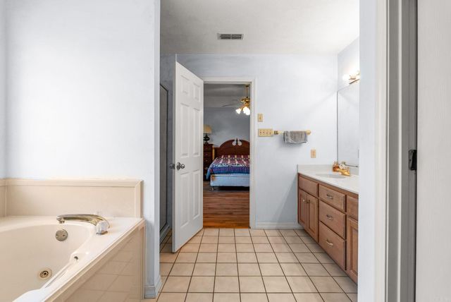3150 Carroll, Conway, AR 72034