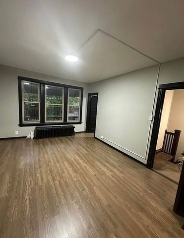 7611 S Green Street, Chicago, IL 60620