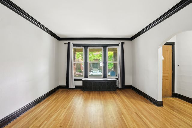 7611 S Green Street, Chicago, IL 60620