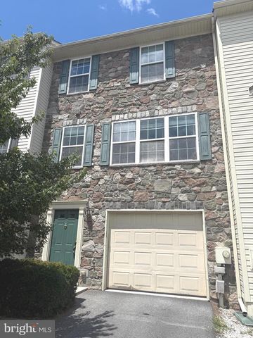 232 MORLATT LN, Martinsburg, WV 25404