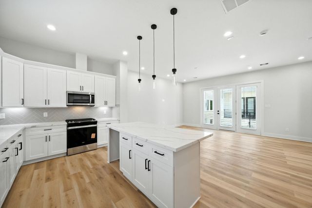 2304 Hoskins Drive F, Houston, TX 77080