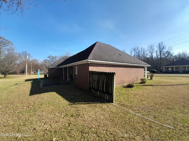 133 Wildwood Boulevard, Jackson, MS 39212