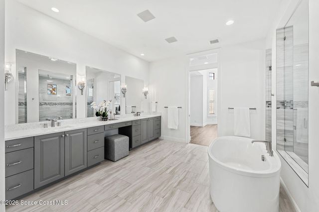 3638 Lake Adelaide Place, Rockledge, FL 32955