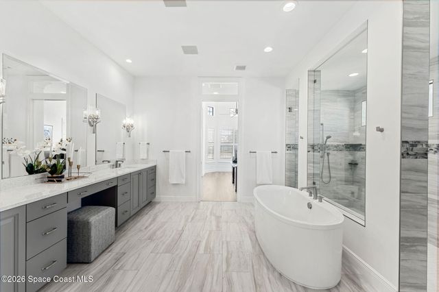 3638 Lake Adelaide Place, Rockledge, FL 32955