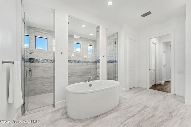 3638 Lake Adelaide Place, Rockledge, FL 32955