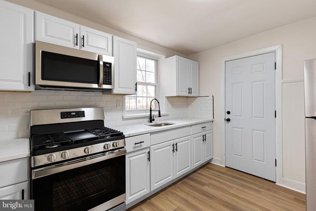 19 DENHAM AVE, Claymont, DE 19703