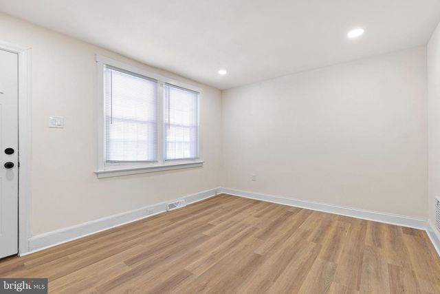 19 DENHAM AVE, Claymont, DE 19703