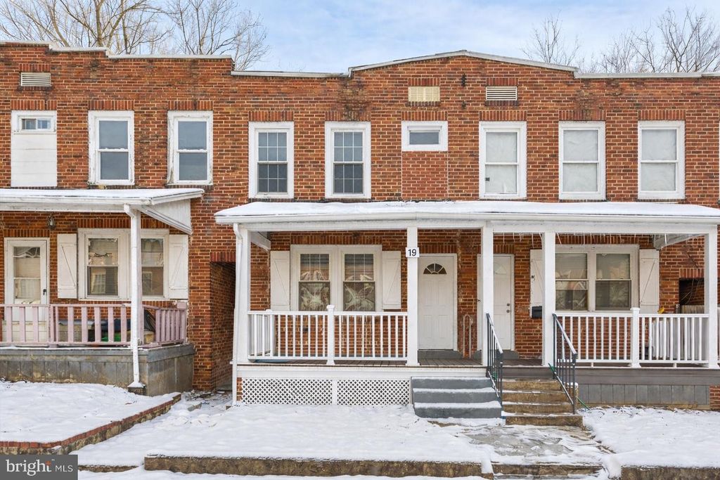 19 DENHAM AVE, Claymont, DE 19703