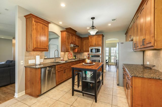 16211 Tankersley Drive, Rosharon, TX 77583