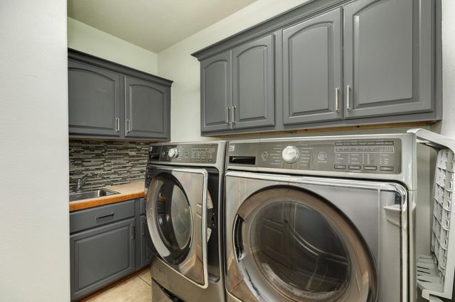 16211 Tankersley Drive, Rosharon, TX 77583