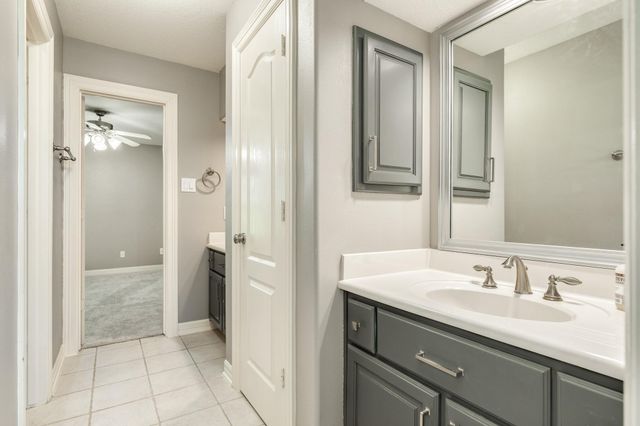 16211 Tankersley Drive, Rosharon, TX 77583