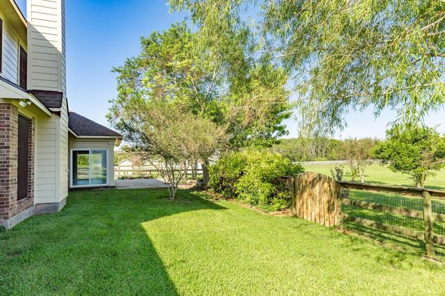 16211 Tankersley Drive, Rosharon, TX 77583