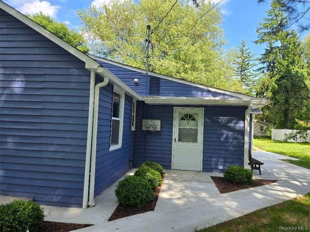 3074 Lexington Avenue 2, Mohegan Lake, NY 10547