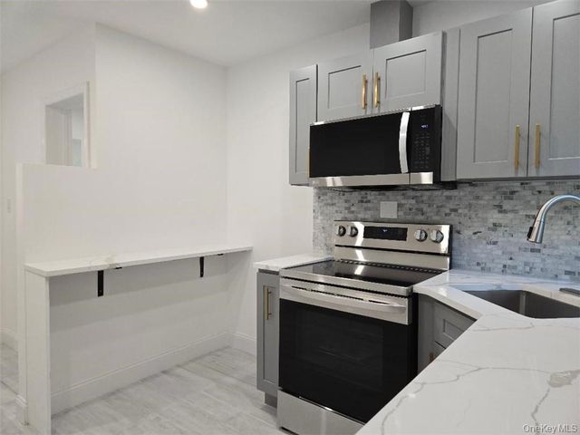 3074 Lexington Avenue 2, Mohegan Lake, NY 10547