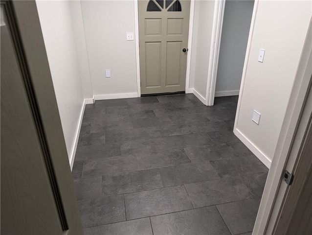 14298 Leavenworth Road, Basehor, KS 66007