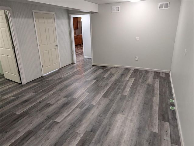 14298 Leavenworth Road, Basehor, KS 66007