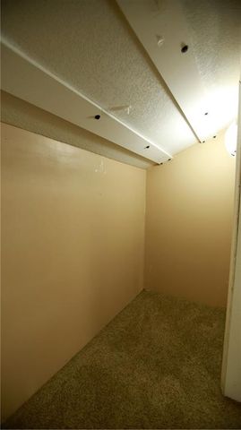 14298 Leavenworth Road, Basehor, KS 66007