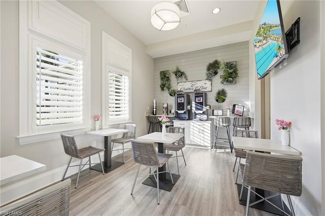 14236 Pine Lodge LN, Fort Myers, FL 33913