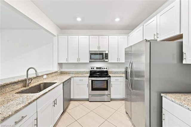 14236 Pine Lodge LN, Fort Myers, FL 33913
