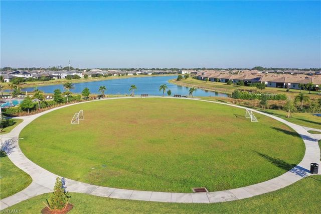 14236 Pine Lodge LN, Fort Myers, FL 33913
