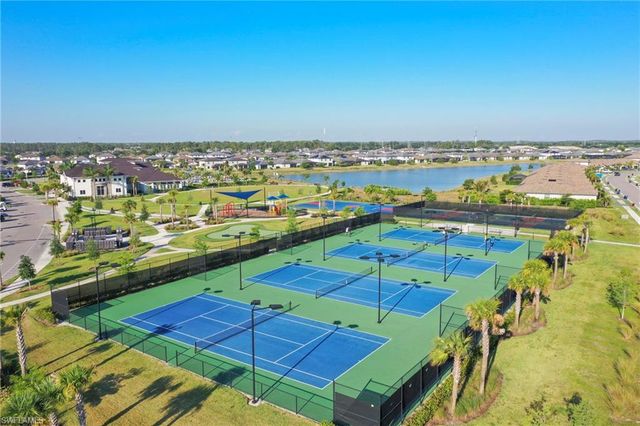 14236 Pine Lodge LN, Fort Myers, FL 33913