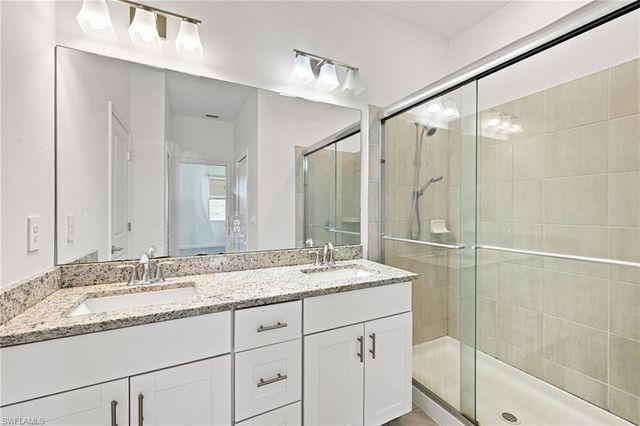 14236 Pine Lodge LN, Fort Myers, FL 33913