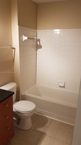 3450 N Pinewalk Dr N 418, Margate, FL 33063